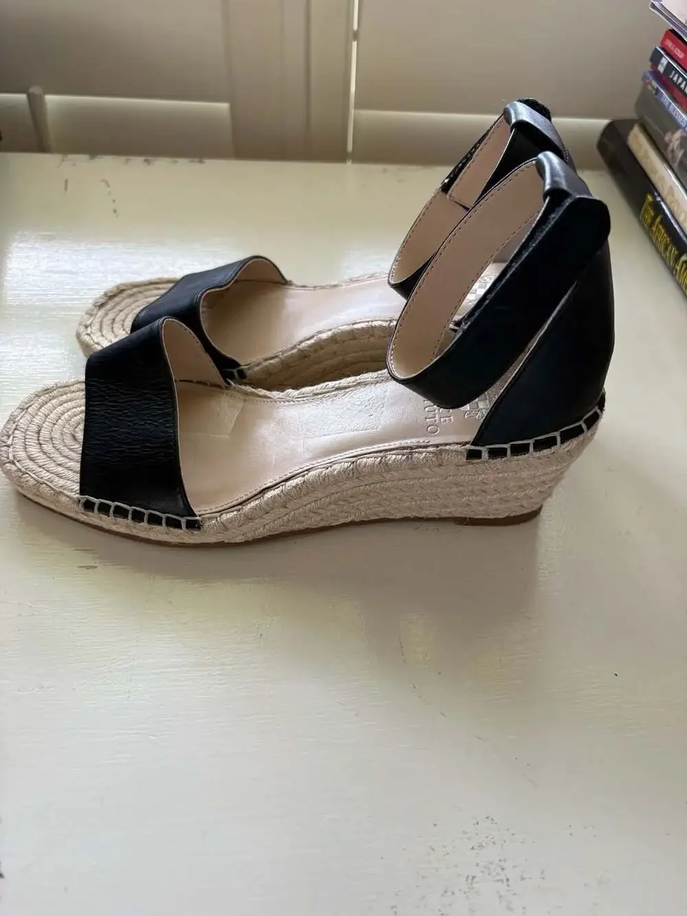 Vince Camuto vince camuto